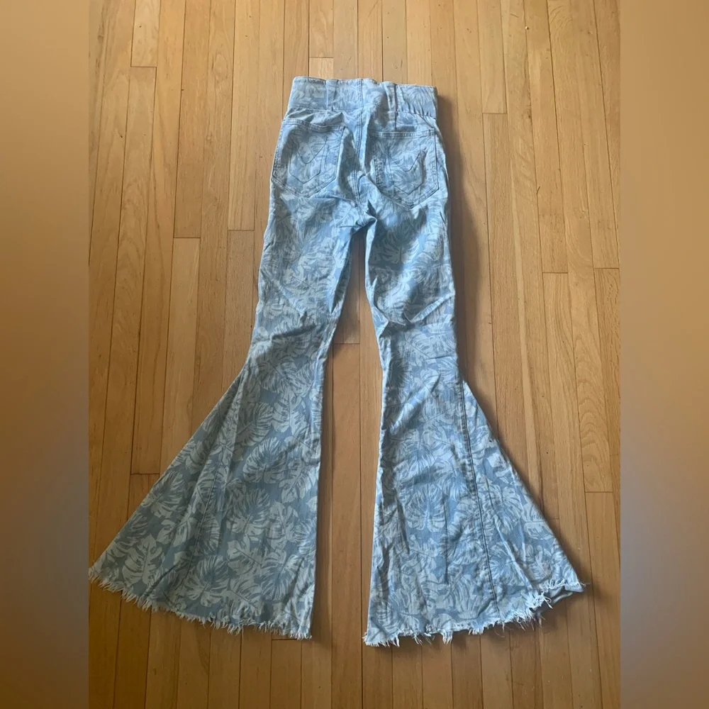 Show me your Mumu Blue jeans flare bell bottom M jeans palm pattern - Picture 3 of 8